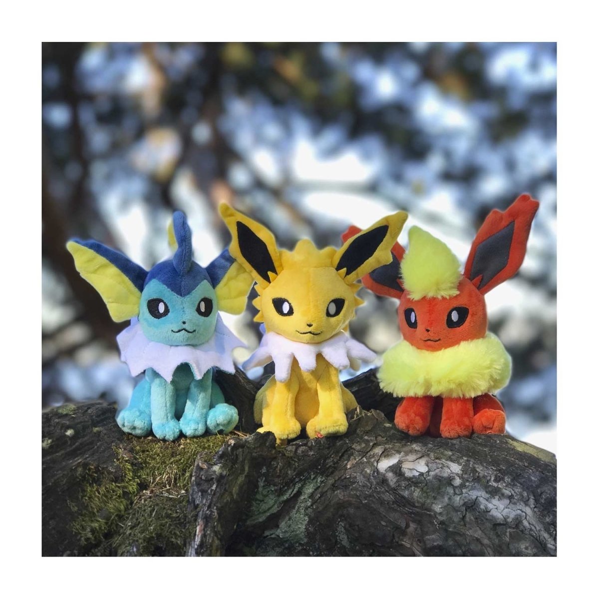Pokémon Center - Sitting Cutties: Jolteon